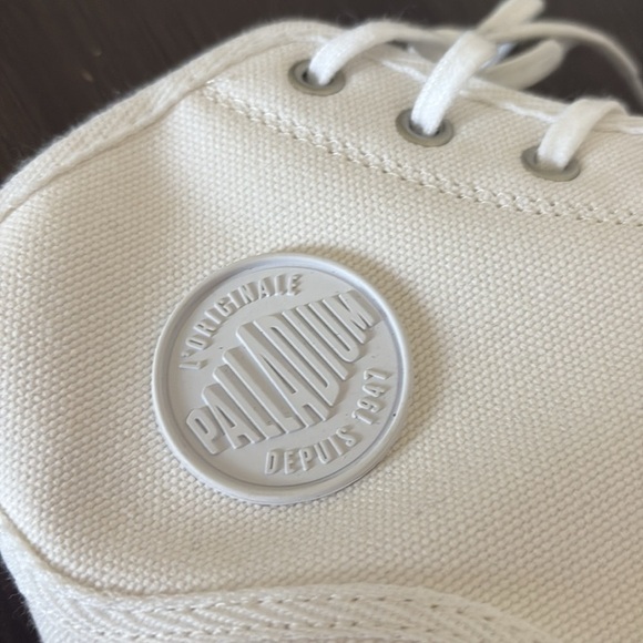 Palladium Pampa Hi Originale High Top Boot White  Mens 7.5 Women’s 9 - Picture 9 of 15